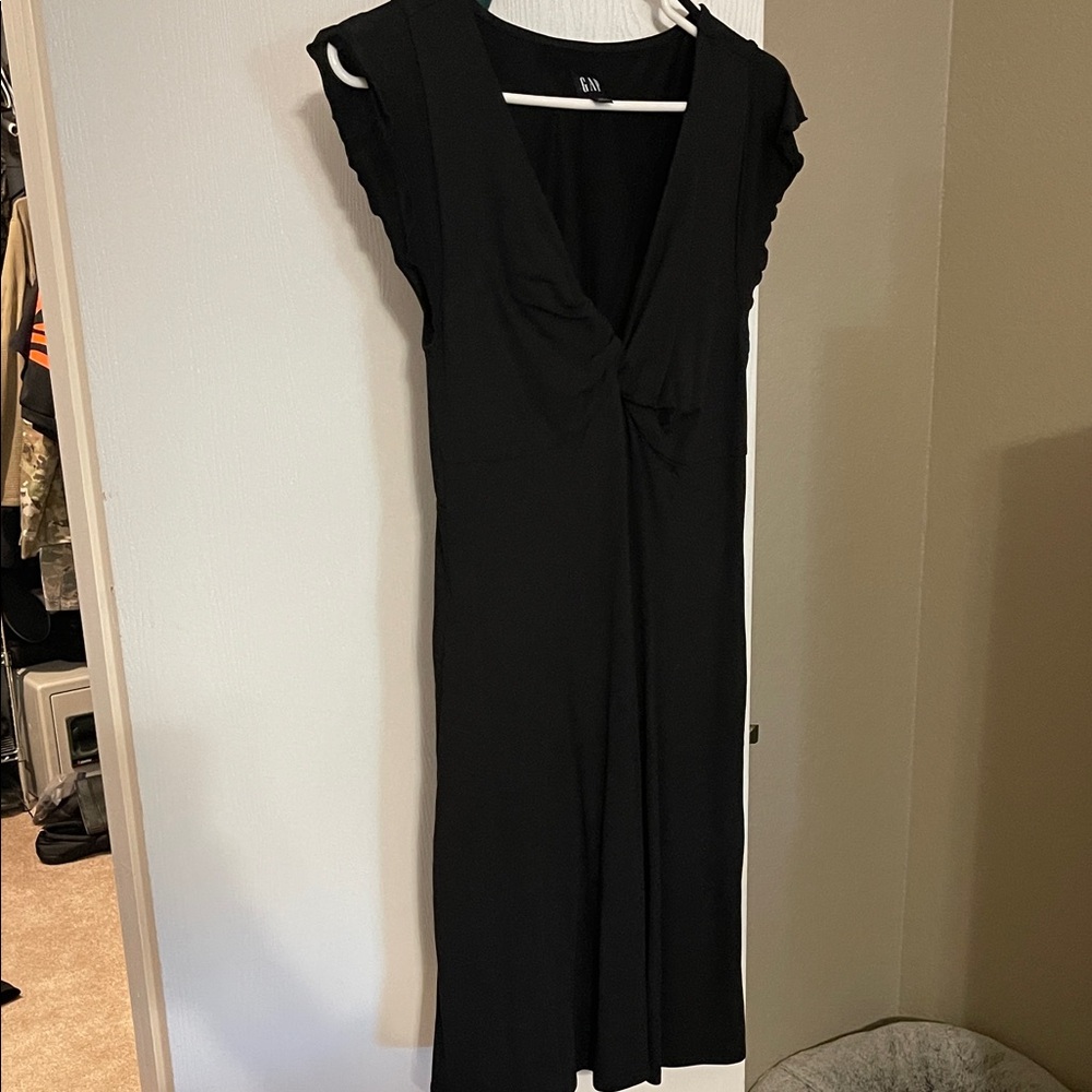 GAP Black Midi Dress